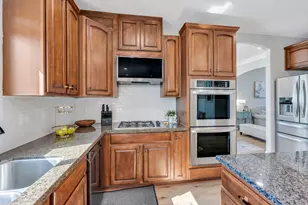 9048 N Clubhouse Ln, Eagle Mountain, UT 84005 - Photo 11