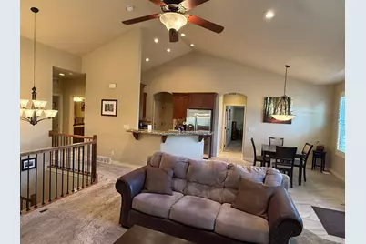 4114 W Walnut Canyon Ln Ln S, South Jordan, UT 84095 - Photo 3