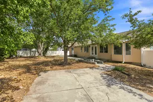8434 S Windmill Dr, West Jordan, UT 84081 - Photo 29