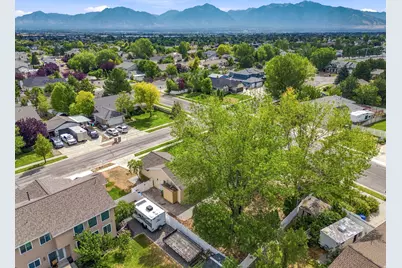 8434 S Windmill Dr, West Jordan, UT 84081 - Photo 39