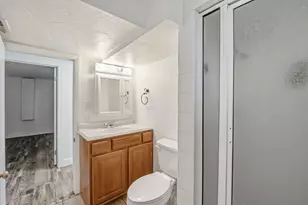 166 S 200 E, Orem, UT 84058 - Photo 17