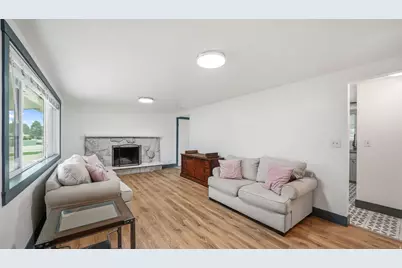 166 S 200 E, Orem, UT 84058 - Photo 5