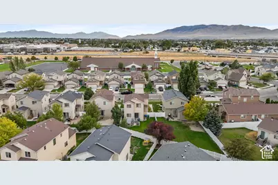 1898 W Pointe Meadow Loop, Lehi, UT 84048 - Photo 23