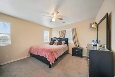 1898 W Pointe Meadow Loop, Lehi, UT 84048 - Photo 15
