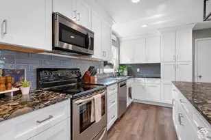 4250 W Sumac Ct, Cedar Hills, UT 84062 - Photo 3