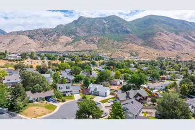 4250 W Sumac Ct, Cedar Hills, UT 84062 - Photo 45