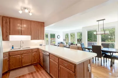 2850 E Nora Dr, Salt Lake City, UT 84124 - Photo 9