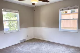 2524 E 2100 S, Salt Lake City, UT 84109 - Photo 11