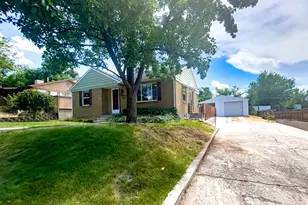2524 E 2100 S, Salt Lake City, UT 84109 - Photo 3