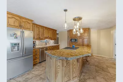 2388 W 10950 S, South Jordan, UT 84095 - Photo 9