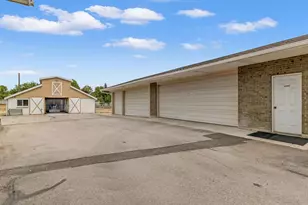 2388 W 10950 S, South Jordan, UT 84095 - Photo 43
