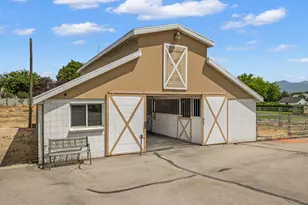 2388 W 10950 S, South Jordan, UT 84095 - Photo 35