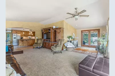 2388 W 10950 S, South Jordan, UT 84095 - Photo 15