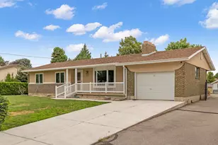 2388 W 10950 S, South Jordan, UT 84095 - Photo 3