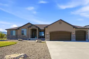 533 W Moonlight Dr, Erda, UT 84074 - Photo 3