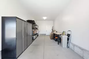 533 W Moonlight Dr, Erda, UT 84074 - Photo 17