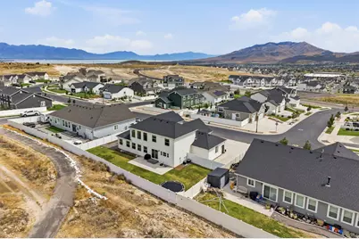 3429 E Wheat Field Ln, Eagle Mountain, UT 84005 - Photo 37