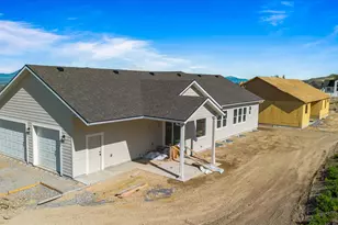 108 N 900 E, Hyde Park, UT 84318 - Photo 3