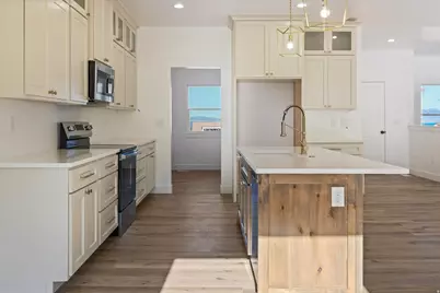 108 N 900 E, Hyde Park, UT 84318 - Photo 23