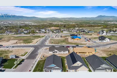 108 N 900 E, Hyde Park, UT 84318 - Photo 7