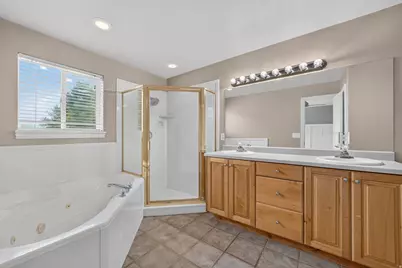 1332 N 2350 St E, Layton, UT 84040 - Photo 23