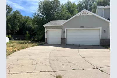 1332 N 2350 E, Layton, UT 84040 - Photo 3