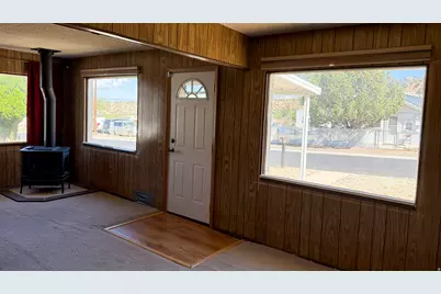 369 W 400 N, East Carbon, UT 84520 - Photo 3