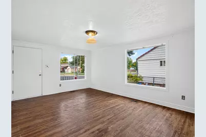 344 Liberty St, Layton, UT 84041 - Photo 5