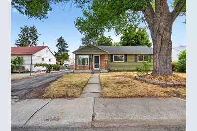 344 Liberty St, Layton, UT 84041 - Photo 1