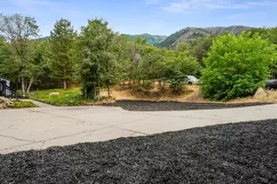 90 E Broadhollow Dr, Woodland Hills, UT 84653 - Photo 3
