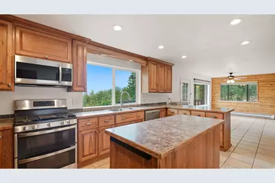 90 E Broadhollow Dr, Woodland Hills, UT 84653 - Photo 9