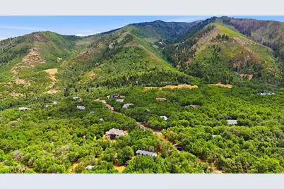 90 E Broadhollow Dr, Woodland Hills, UT 84653 - Photo 47