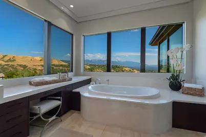 350 E Capitol Oaks Ln N, Salt Lake City, UT 84103 - Photo 45