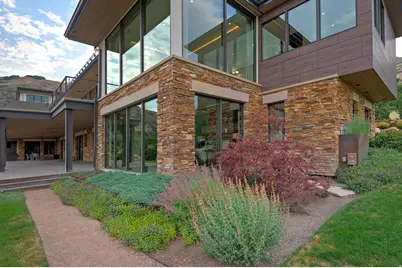 350 E Capitol Oaks Ln N, Salt Lake City, UT 84103 - Photo 95