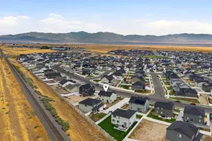1254 N Berra Blvd W, Tooele, UT 84074 - Photo 13