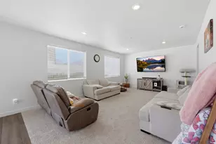 1254 N Berra Blvd W, Tooele, UT 84074 - Photo 21