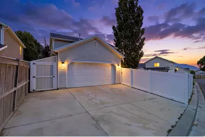 3982 N Parkers Pl, Eagle Mountain, UT 84005 - Photo 23