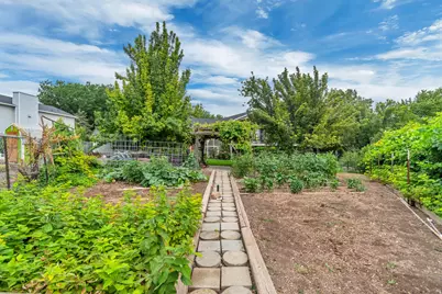 9801 S Amberwood Cir, South Jordan, UT 84095 - Photo 41