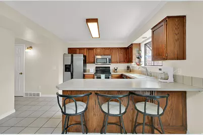 1425 E 5850 S #4F, South Ogden, UT 84405 - Photo 9
