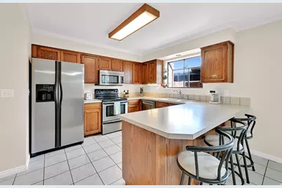 1425 E 5850 S #4F, South Ogden, UT 84405 - Photo 11