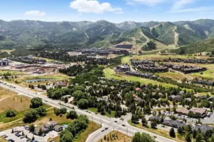 3995 N Timber Wolf Ln, Park City, UT 84098 - Photo 35