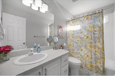 14656 S Rose Creek Ln W, Herriman, UT 84096 - Photo 39