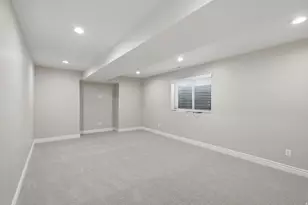 38 W Clay Park Dr, Murray, UT 84107 - Photo 27