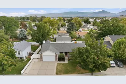 38 W Clay Park Dr, Murray, UT 84107 - Photo 45
