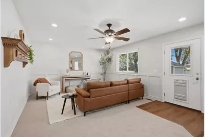 38 W Clay Park Dr, Murray, UT 84107 - Photo 13