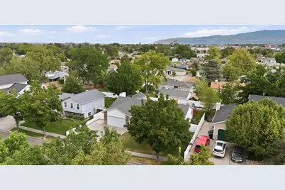 38 W Clay Park Dr, Murray, UT 84107 - Photo 47