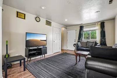 2919 W 2730 S, West Valley, UT 84119 - Photo 7