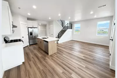 1198 S Village Ln #B1-B6, Richfield, UT 84701 - Photo 5