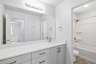 5657 W Lost Mine Ln S, Herriman, UT 84096 - Photo 17