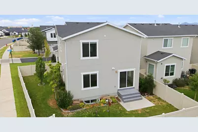 5657 W Lost Mine Ln S, Herriman, UT 84096 - Photo 33